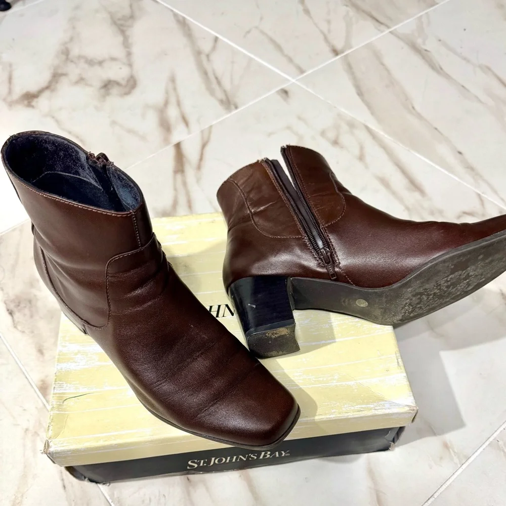 Dark Brown Genuine Leather Ankle Boots Block Heel Size 9M